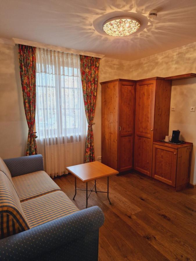 Landgasthof Deutsche Eiche 3* Munich