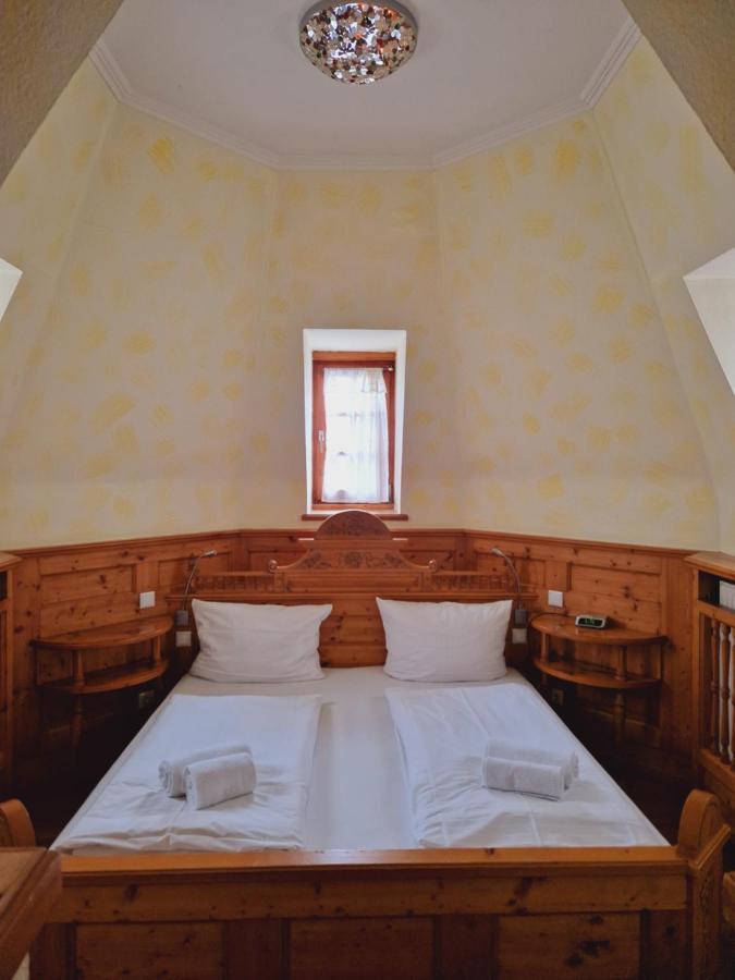 Hotel Landgasthof Deutsche Eiche Munich
