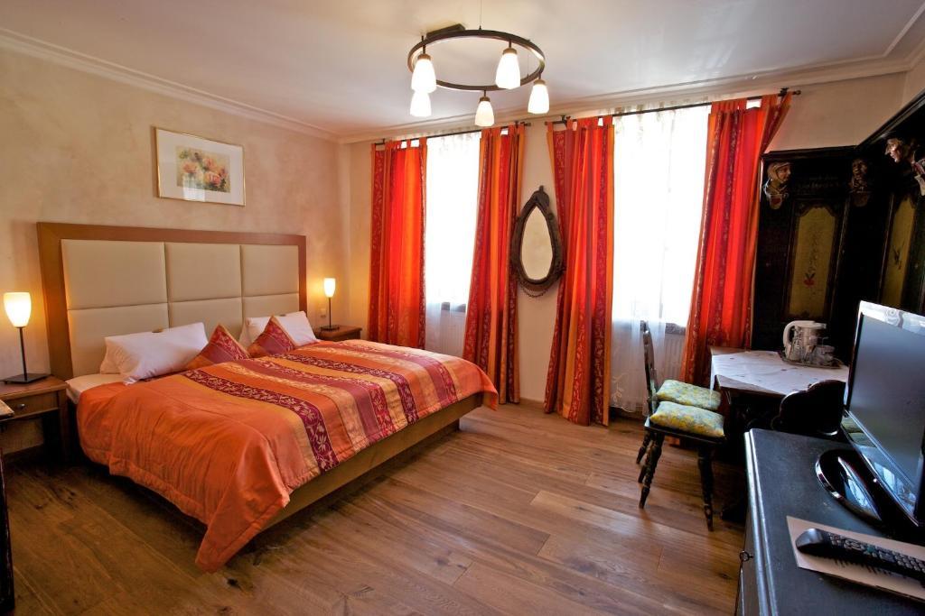 Landgasthof Deutsche Eiche Hotel Munich